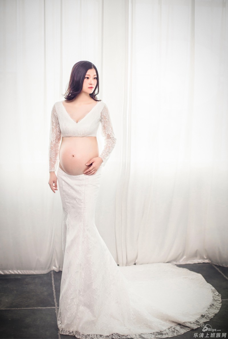 卡蒂亚婚纱_奥利卡·迪斯克伦蒂亚(2)