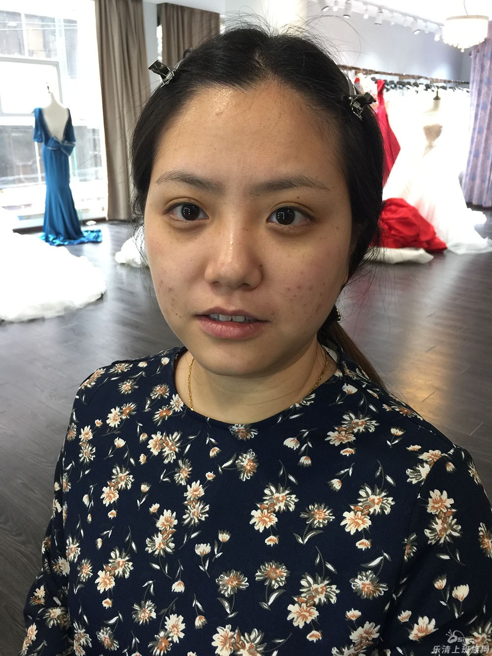 柳市婚纱_动漫婚纱情侣头像(3)