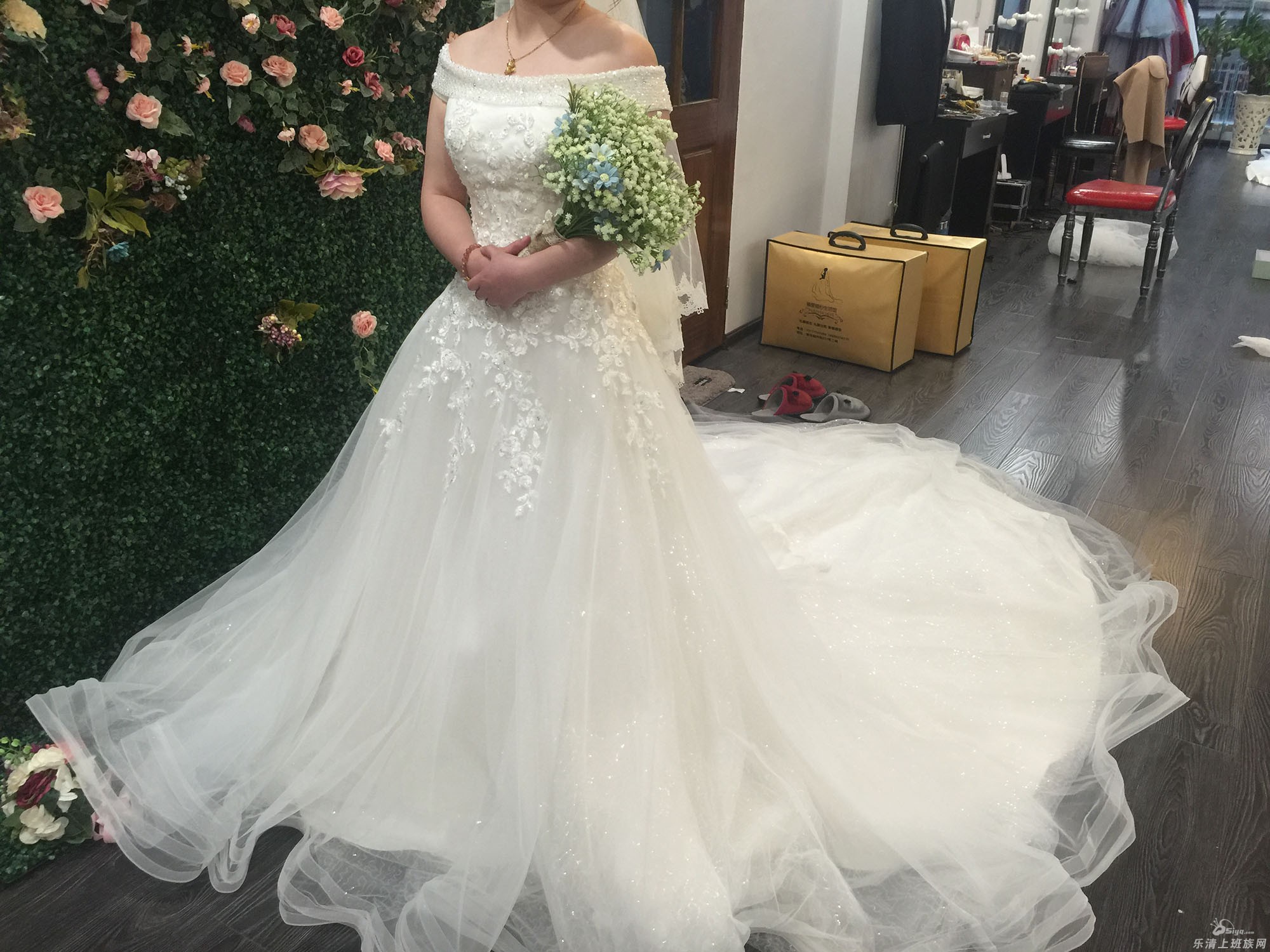 柳市婚纱_婚纱图片唯美