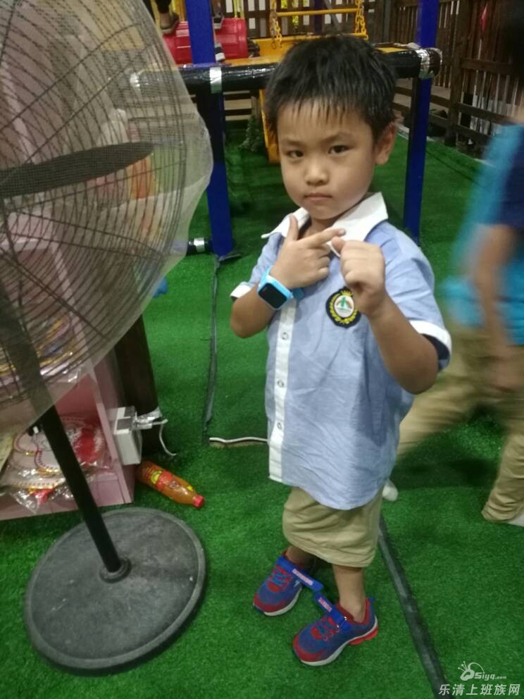 #周末一起玩#带着孩子游西铁,爬高高 - 辣妈萌