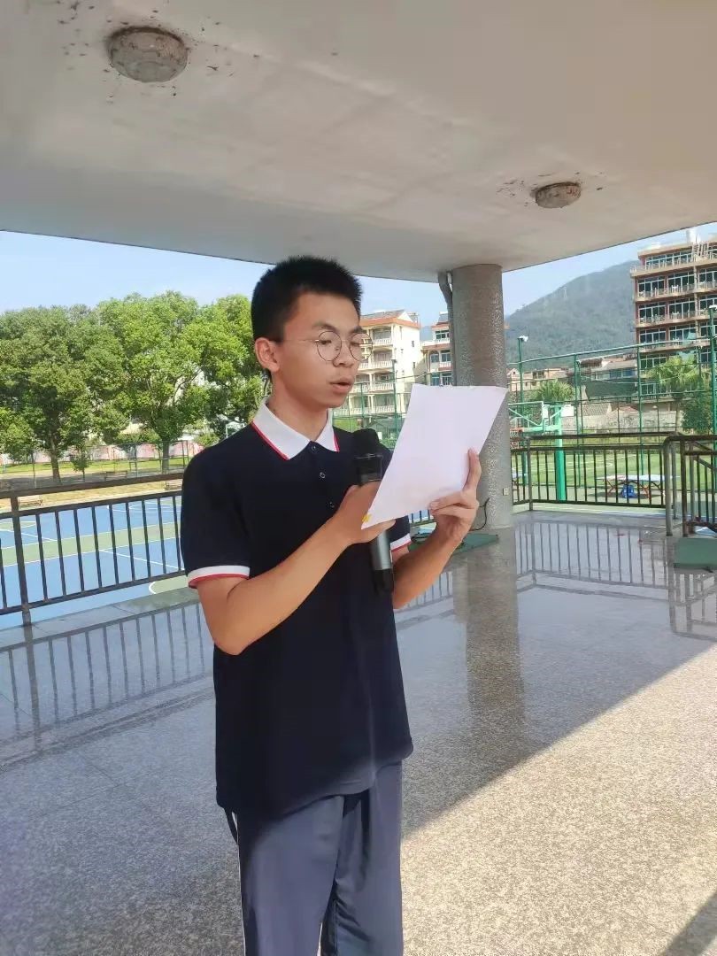 缅怀革命先烈勿忘国耻振兴中华乐清市芙蓉中学开展纪念抗战胜利76周年