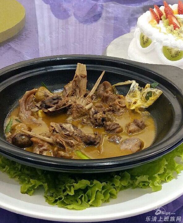 乐清新金龙大酒店里吃饭,菜里吃出了尼龙