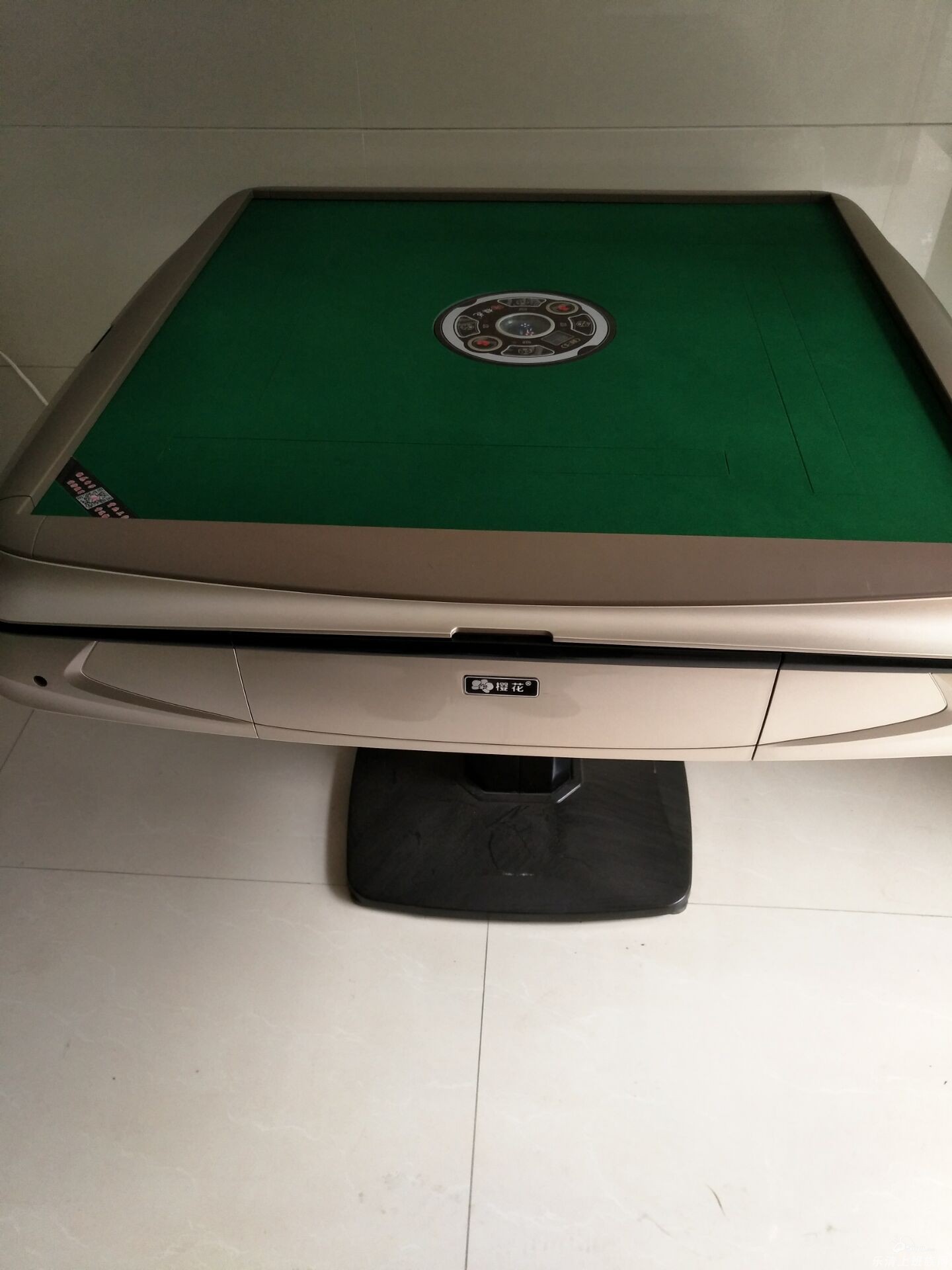 乐清出售全自动麻将机1400元,有需要的请联系