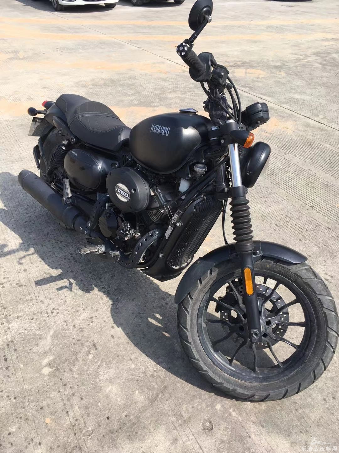 摩托车(轻骑大韩晓星gv300)转让
