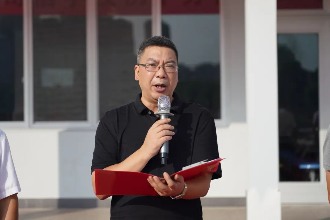 凝心聚力,踔厉奋发——育英学校新学期开学典礼隆重举行