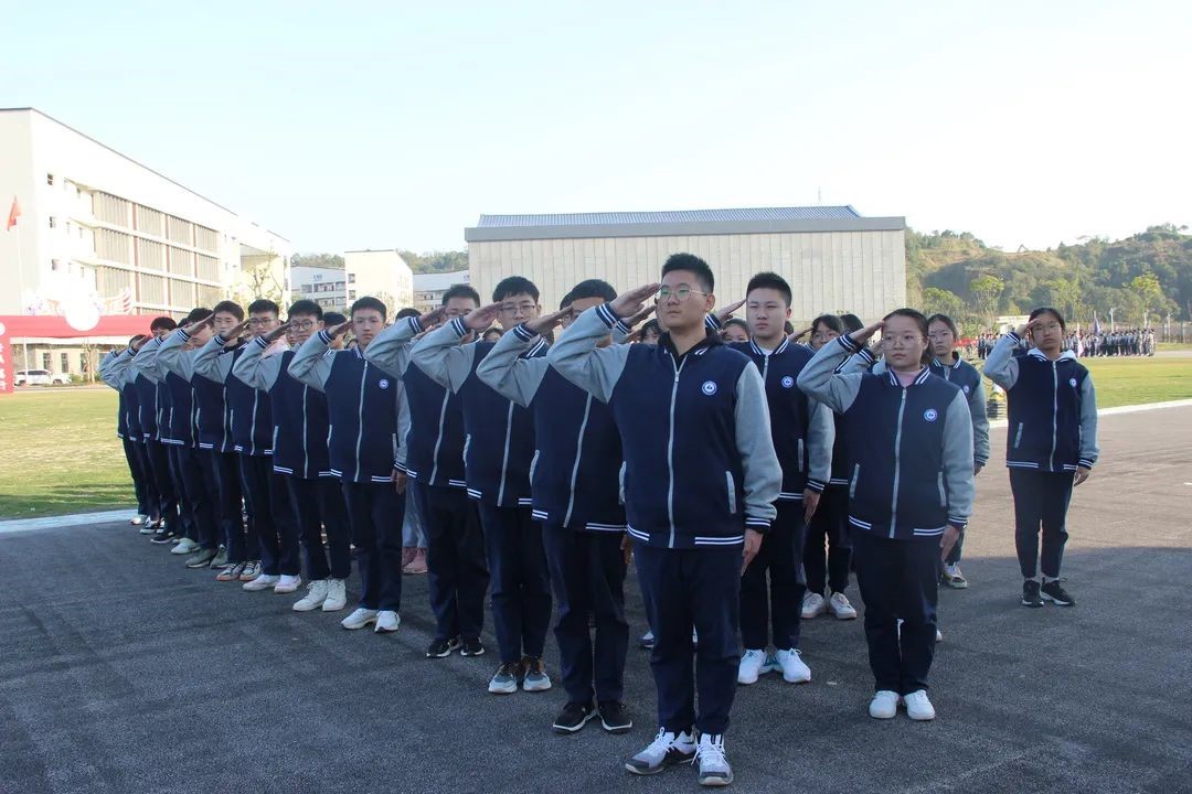柳市中学军训进行时 青春不负 未来可期